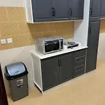 شقة تنفيذية غرفتين نوم وصالة ومطبخ Suite 2 Bedrooms , Lounge And Kitchen